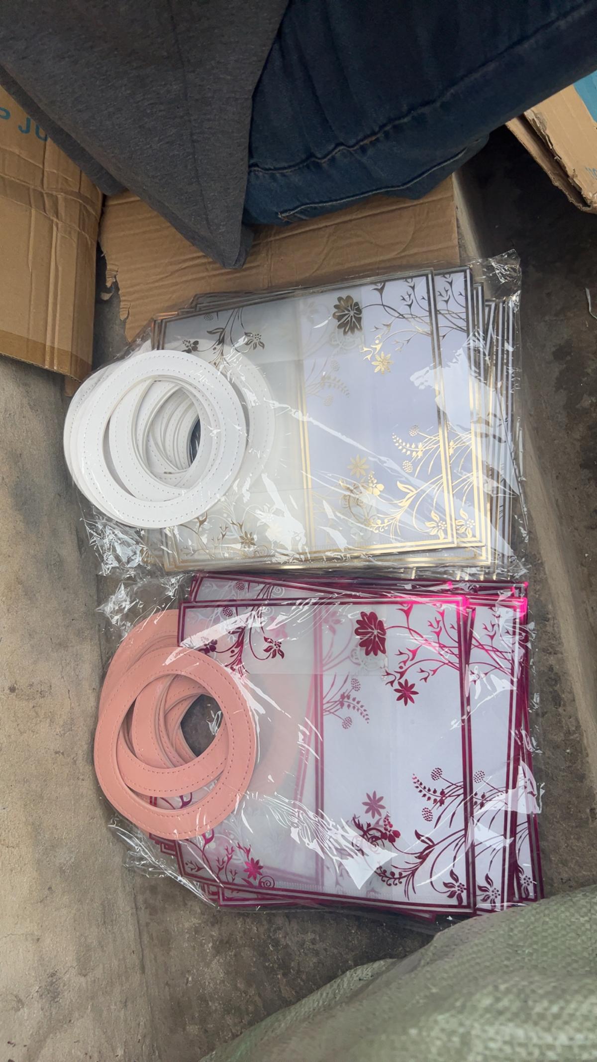 Ça – est Différent Toure Business Vendre Plastique est Différent